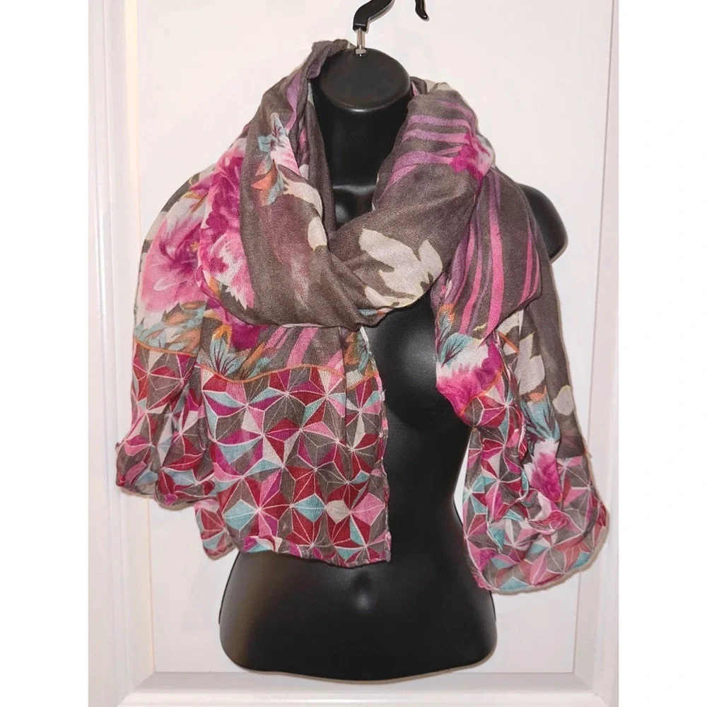 Brown & pink Pretty boutique scarf